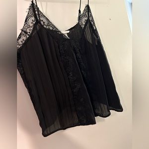 HM lace tank size Large